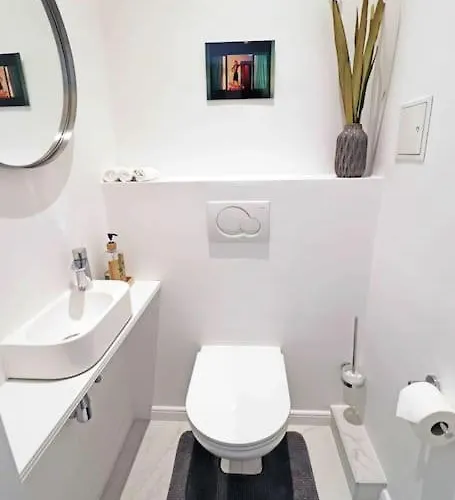 Smart Mit Balkon Am Augarten Park Naehe Zentrum Апартаменти Відень