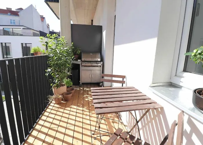 Апартаменти Smart Mit Balkon Am Augarten Park Naehe Zentrum *